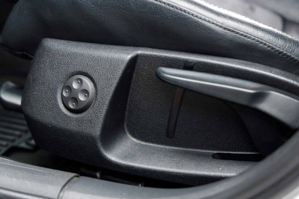 Audi A4 S Line photo 19