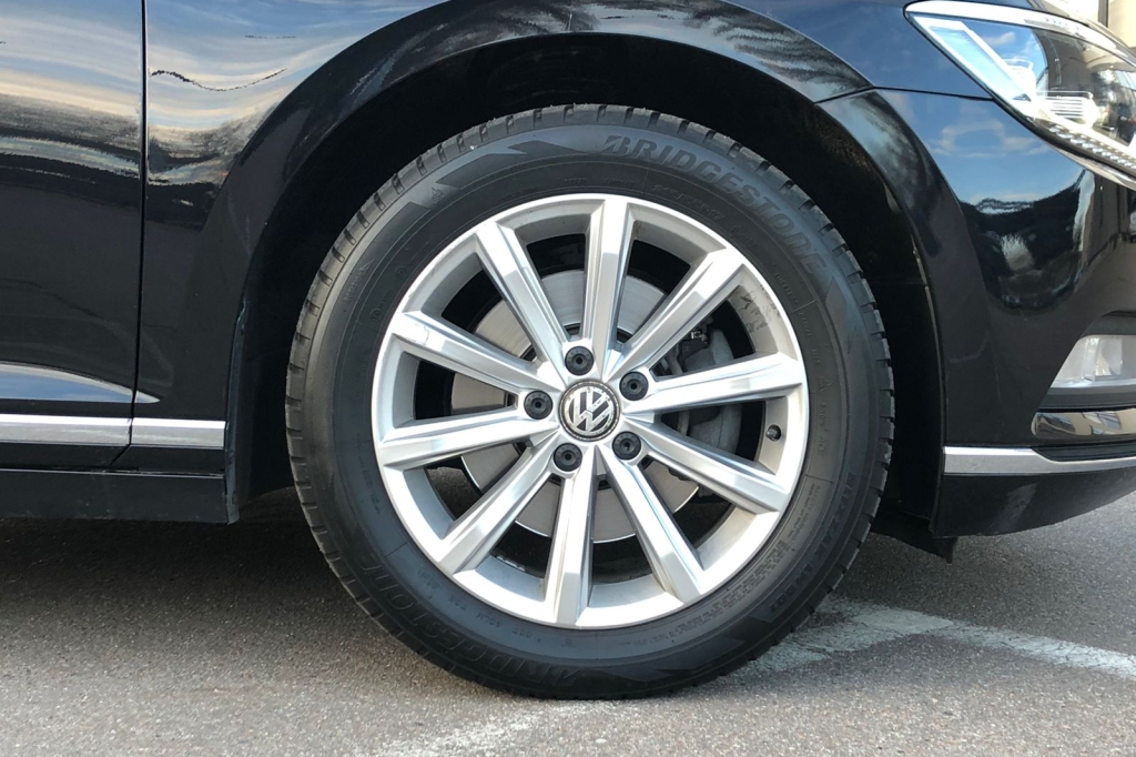 Volkswagen Passat B8 2018 photo 6