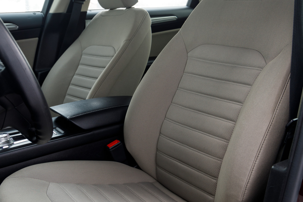 Ford Fusion photo 23