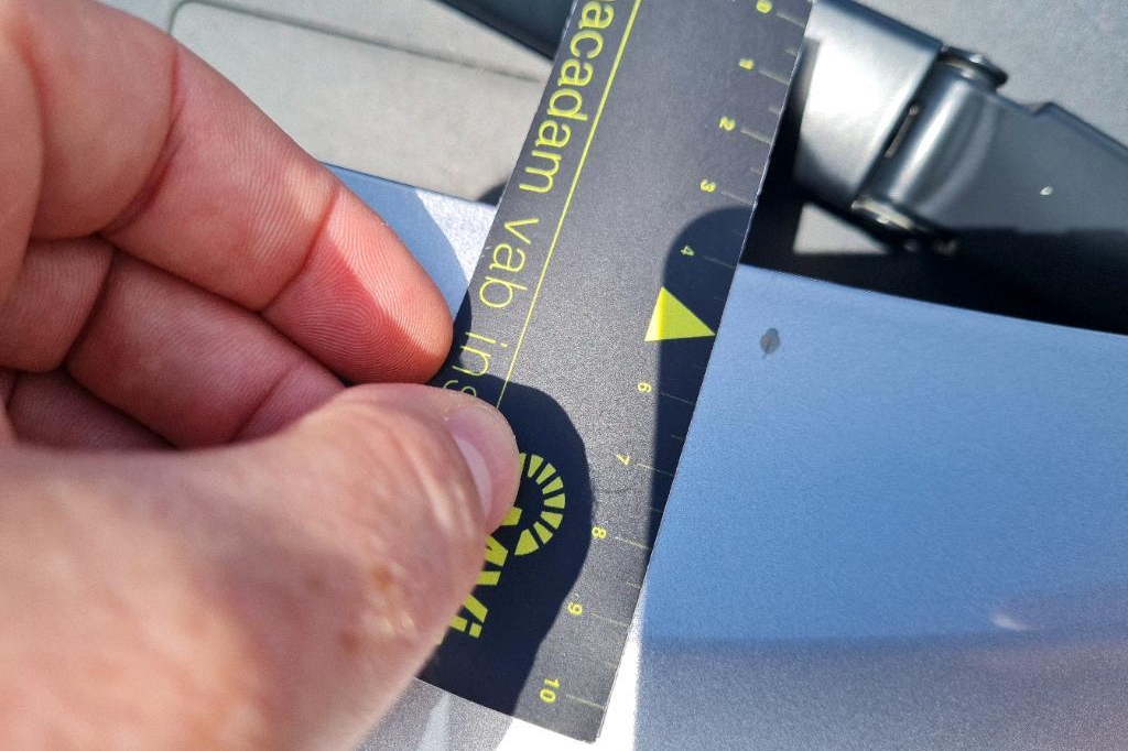 Toyota C-HR 2018 photo 9