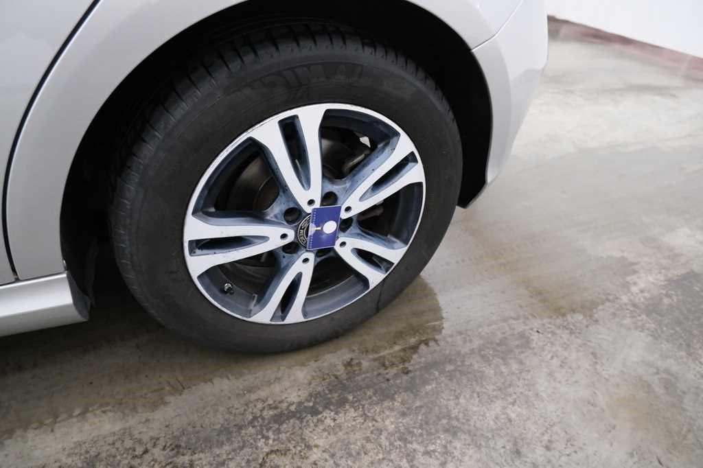 Mercedes-Benz A-Klasse 2017 photo 13