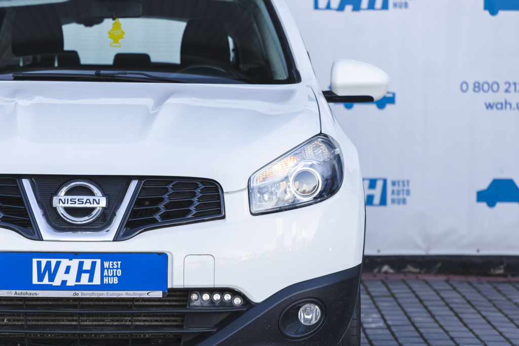 Nissan Qashqai 2012 photo 2