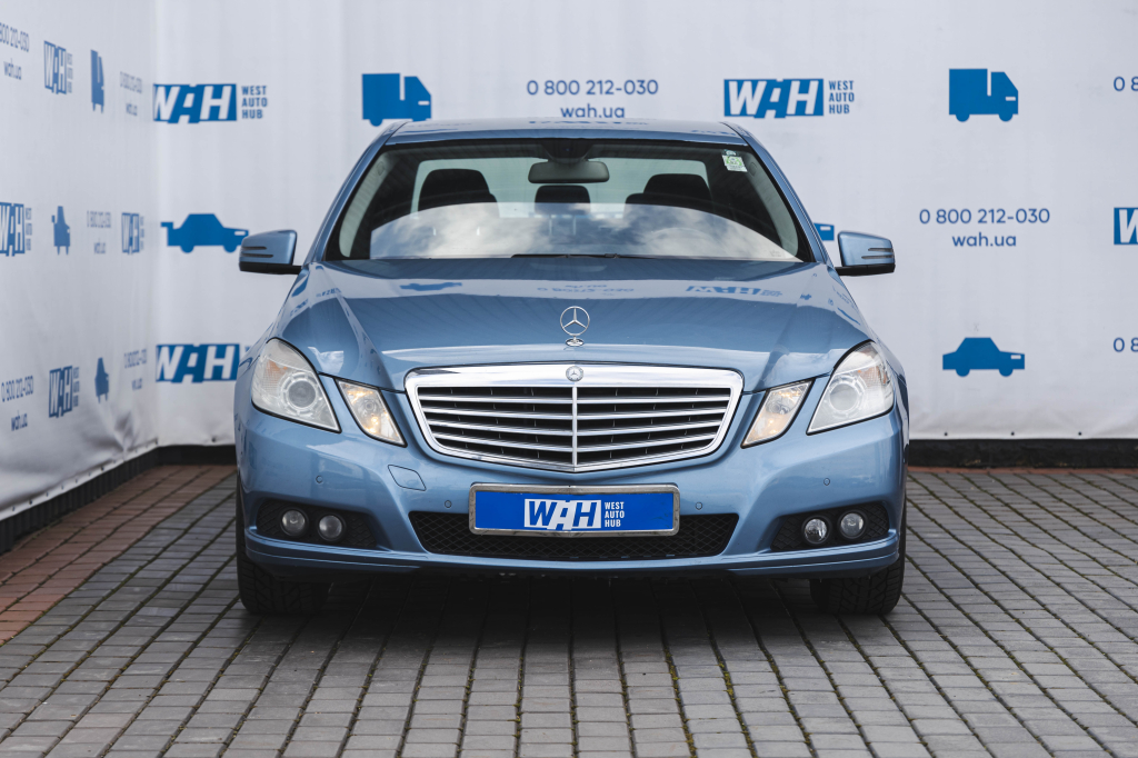 Mercedes-Benz E-Class 2010 photo 1