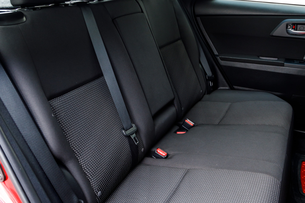 Scion іМ 2015 photo 1