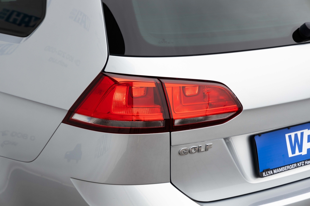 Volkswagen Golf Allstar 2016 фото Volkswagen Golf Allstar 2016 фото 12