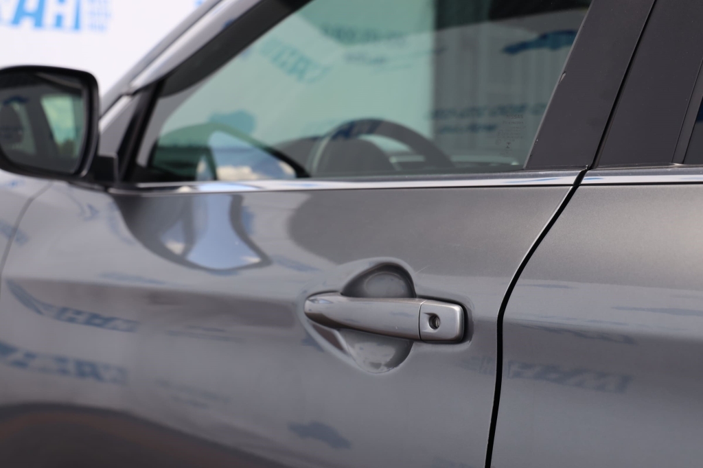 Nissan Qashqai 2014 photo 11