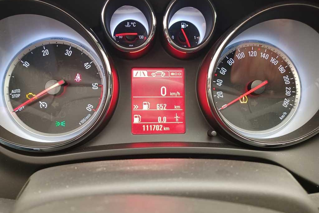 Opel Zafira Tourer 2016 photo 2