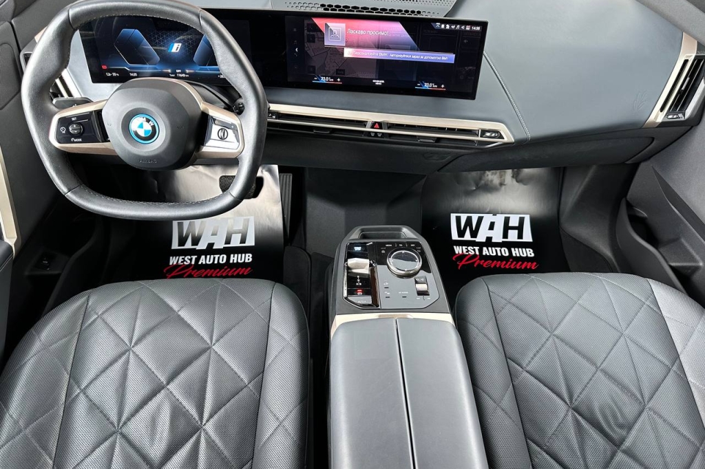 BMW iX xDrive40 2022 фото BMW iX xDrive40 2022 фото 18
