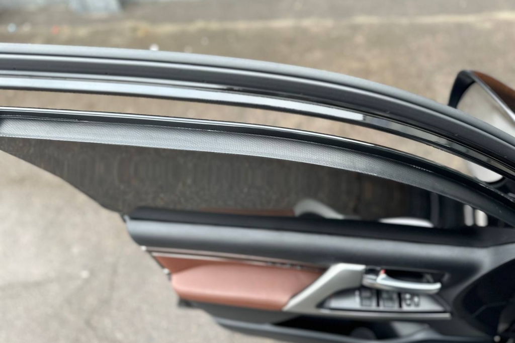 Toyota Land Cruiser 200 GUARD B6 2017 photo 10