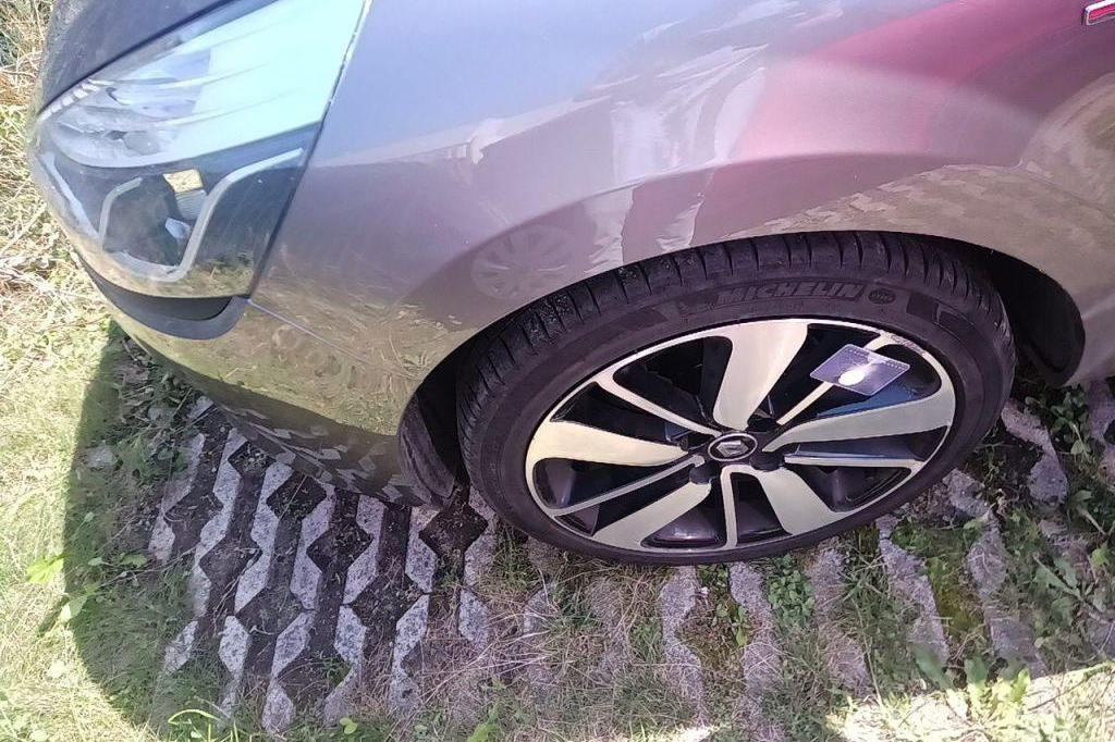 Renault Clio 2016 фото 21