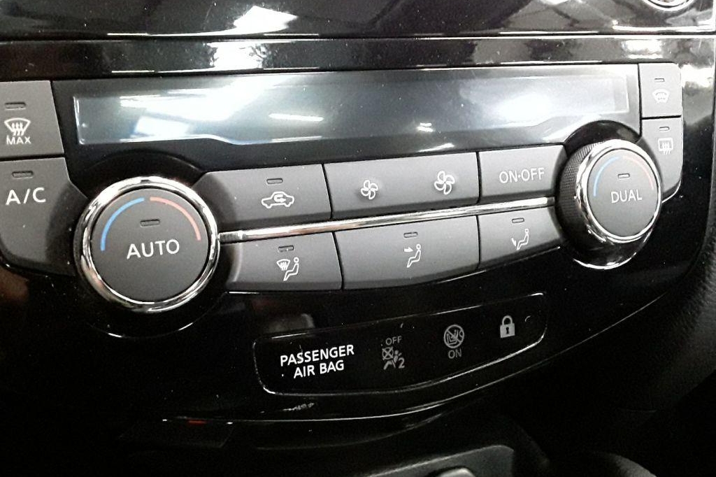 Nissan Qashqai 2016 photo 19