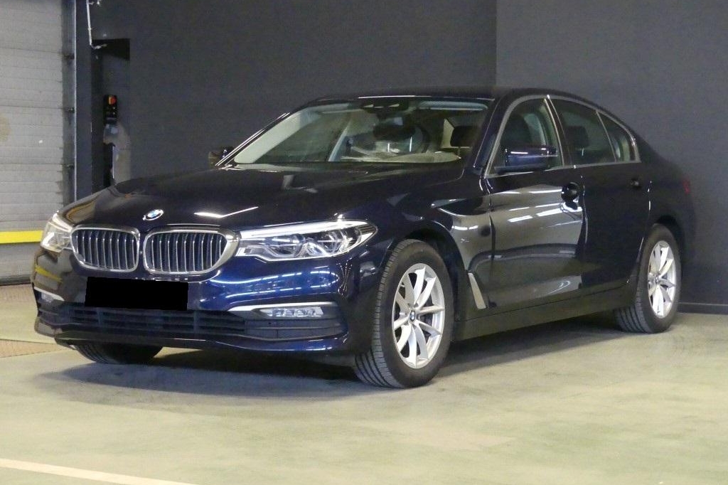 BMW 5 Series 2017 фото 2