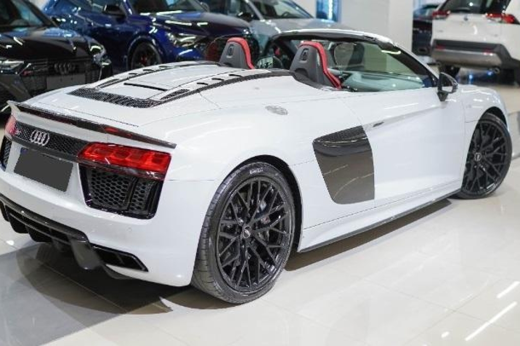 Audi R8 Spyder 2017 photo 11