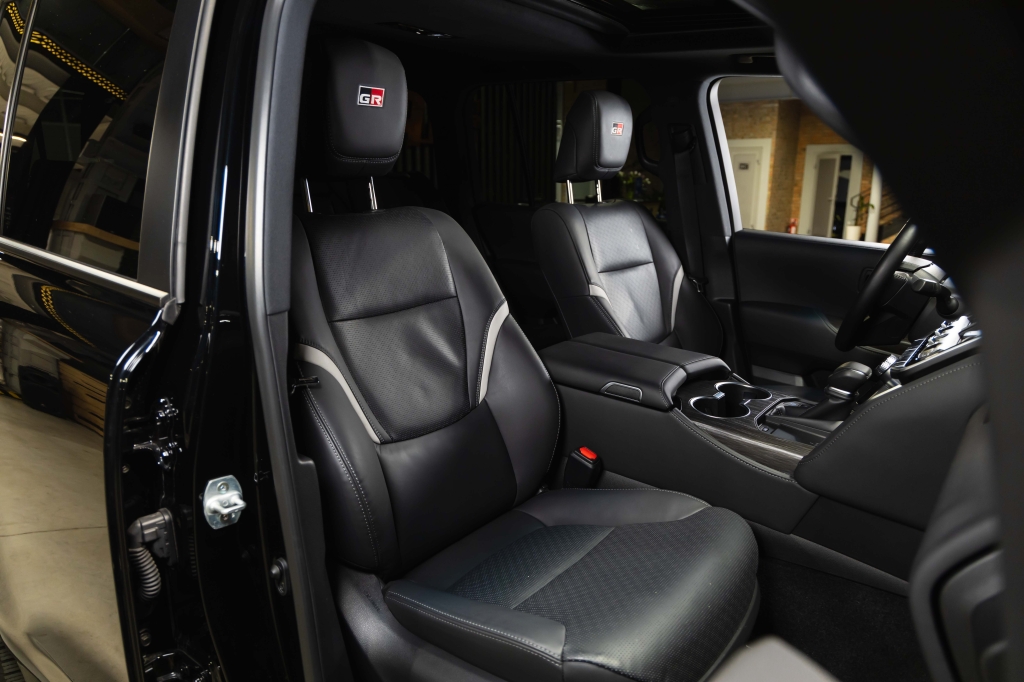 Toyota Land Cruiser GR 2023 photo 39