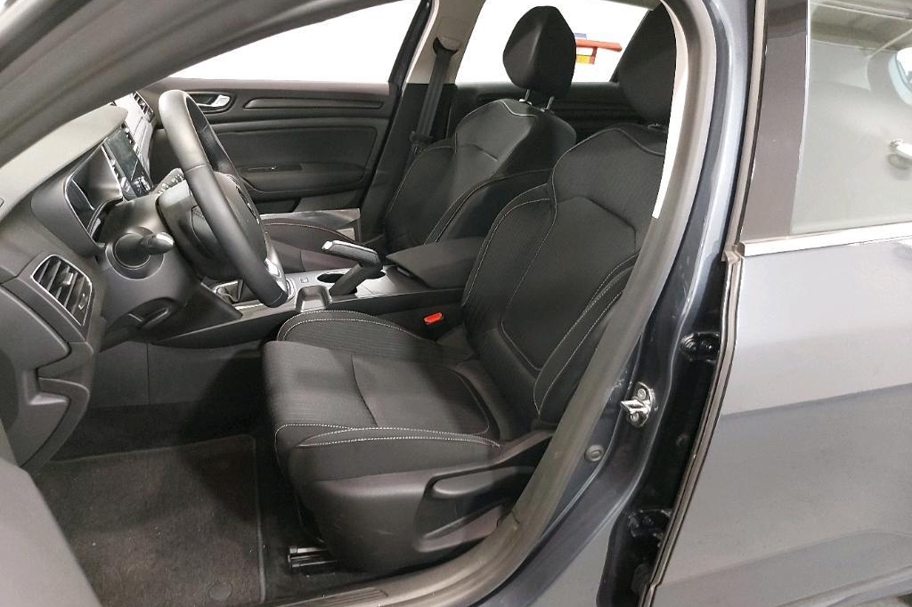 Renault Megane Grandtour 2020 фото 23