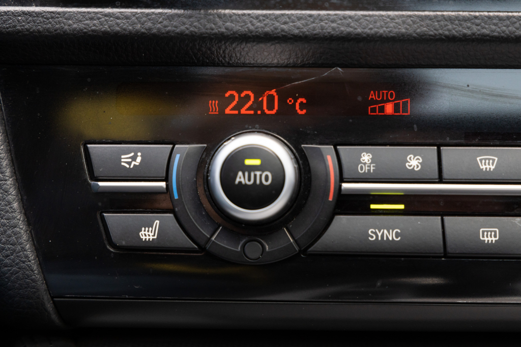 BMW 520 D Baureihe 5 Touring 2015 photo 9