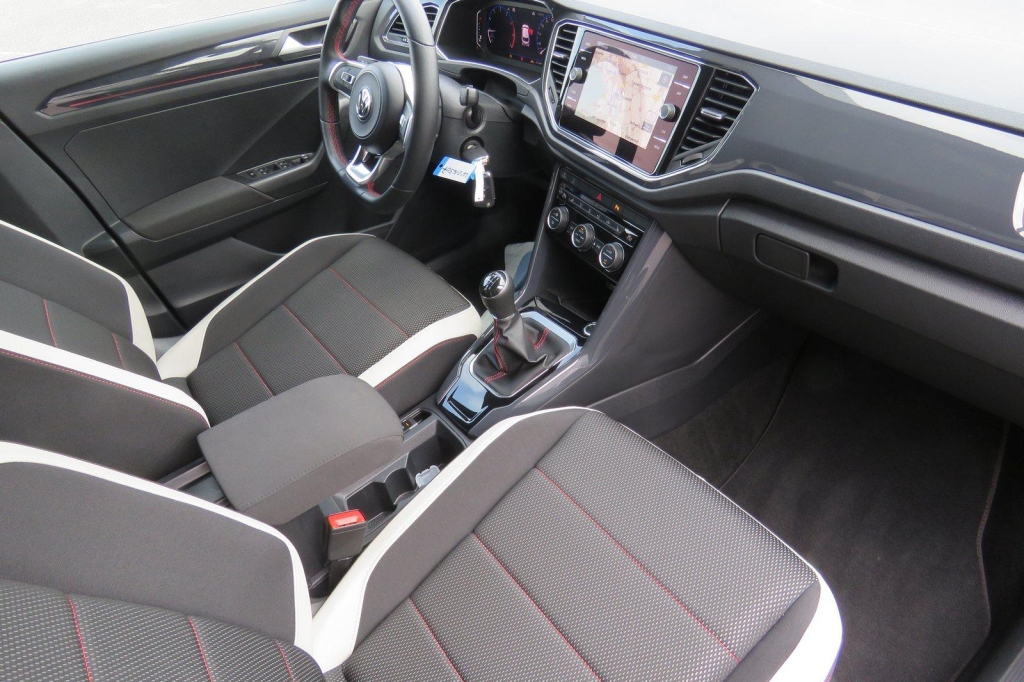 Volkswagen T-Roc 2019 фото 8