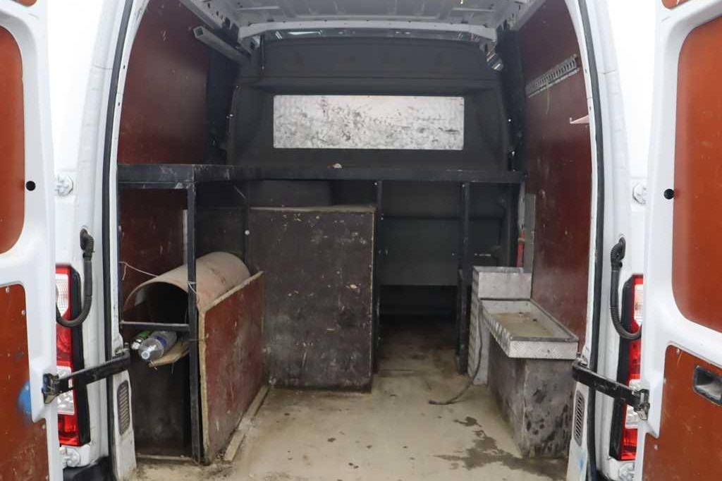 Renault Master 2015 photo 46