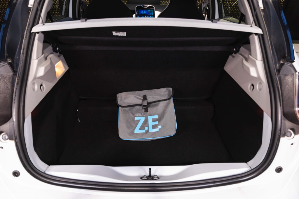 Renault Zoe 2018 photo Renault Zoe 2018 photo 25