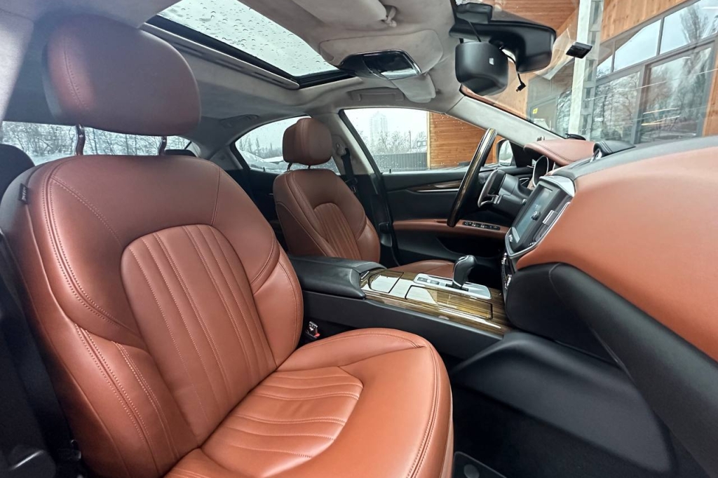 Maserati Ghibli 2015 фото 14