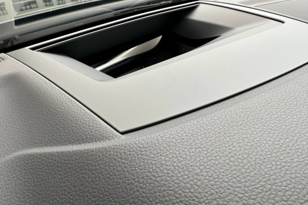 Volkswagen Touareg R-line Platinum 2024 photo 21