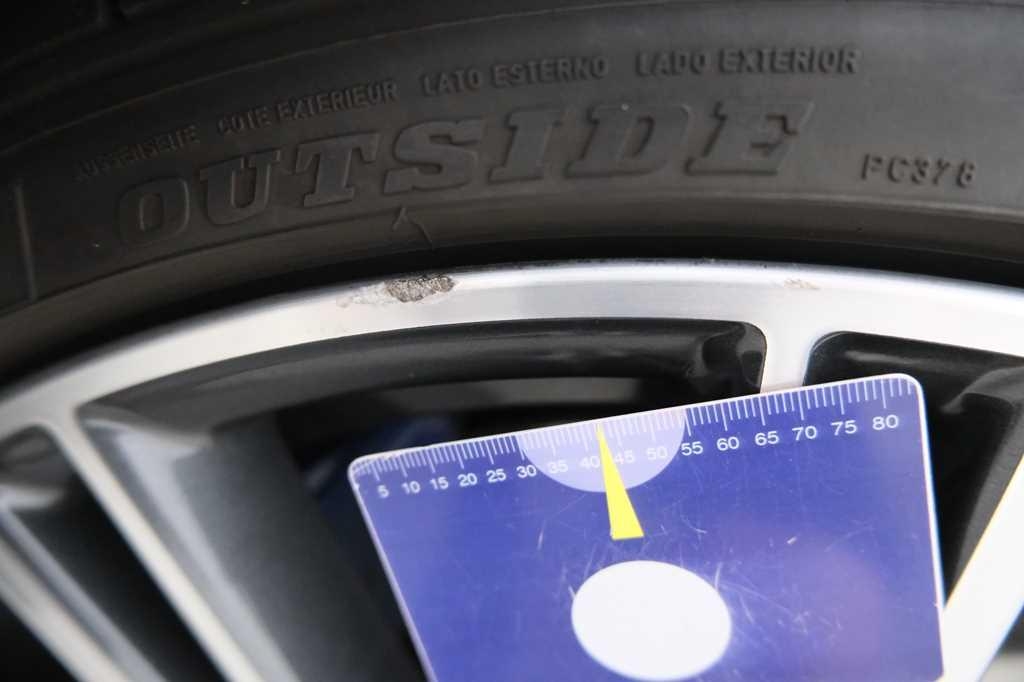 BMW 5 Series 2017 фото 21