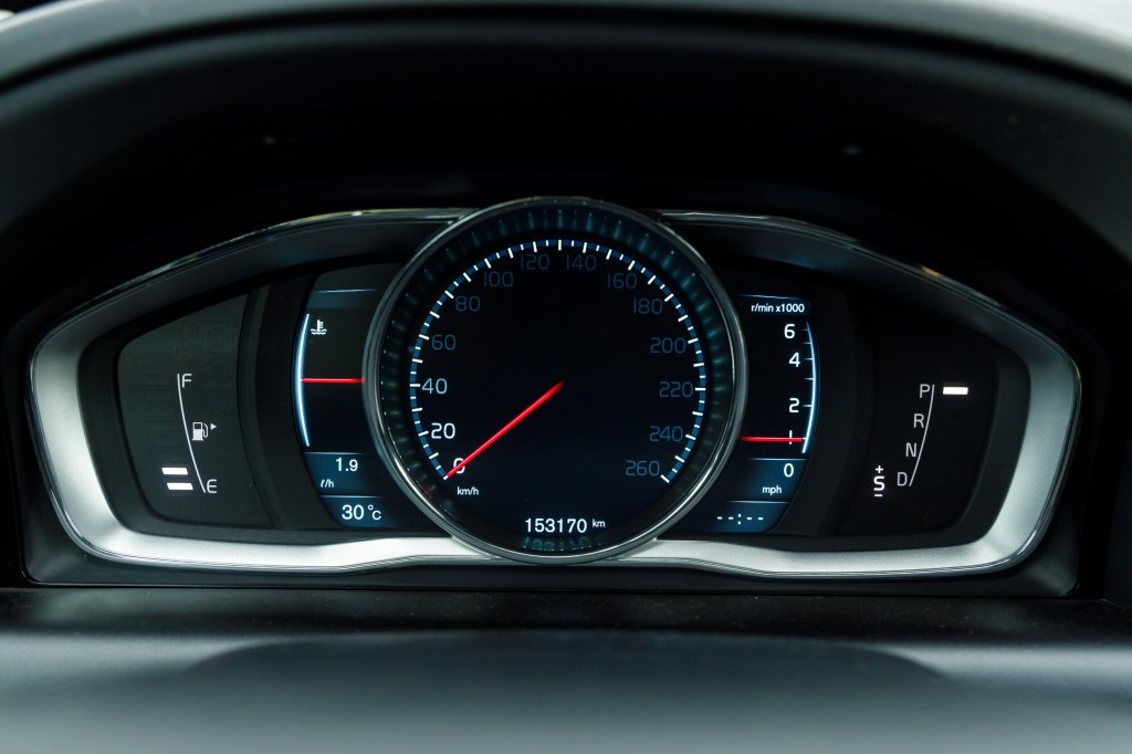 Volvo XC60 2015 фото 31