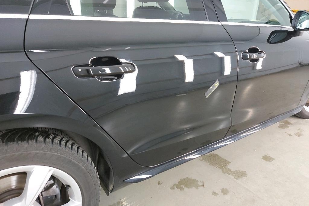 Audi A4 Avant 2019 photo 16