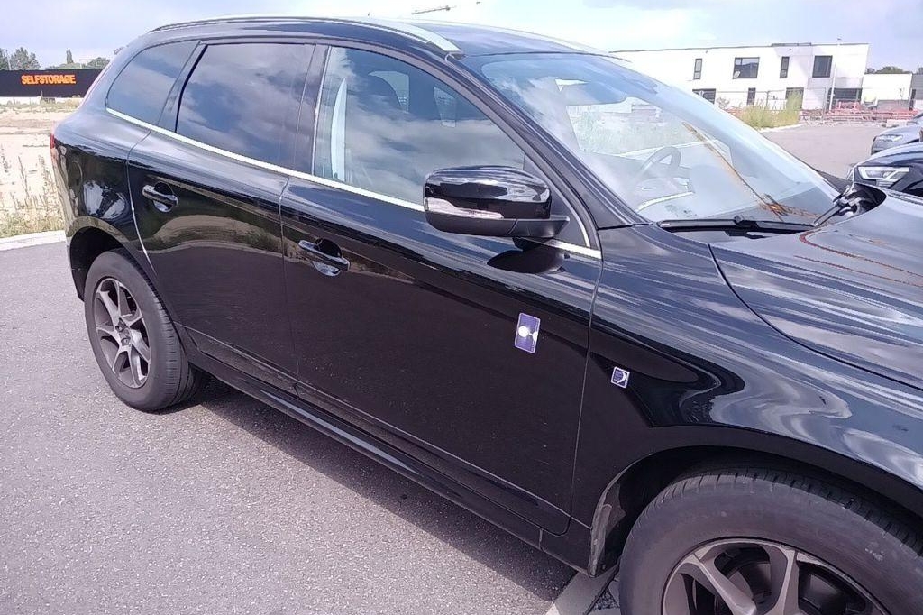 Volvo XC60 2016 фото 32