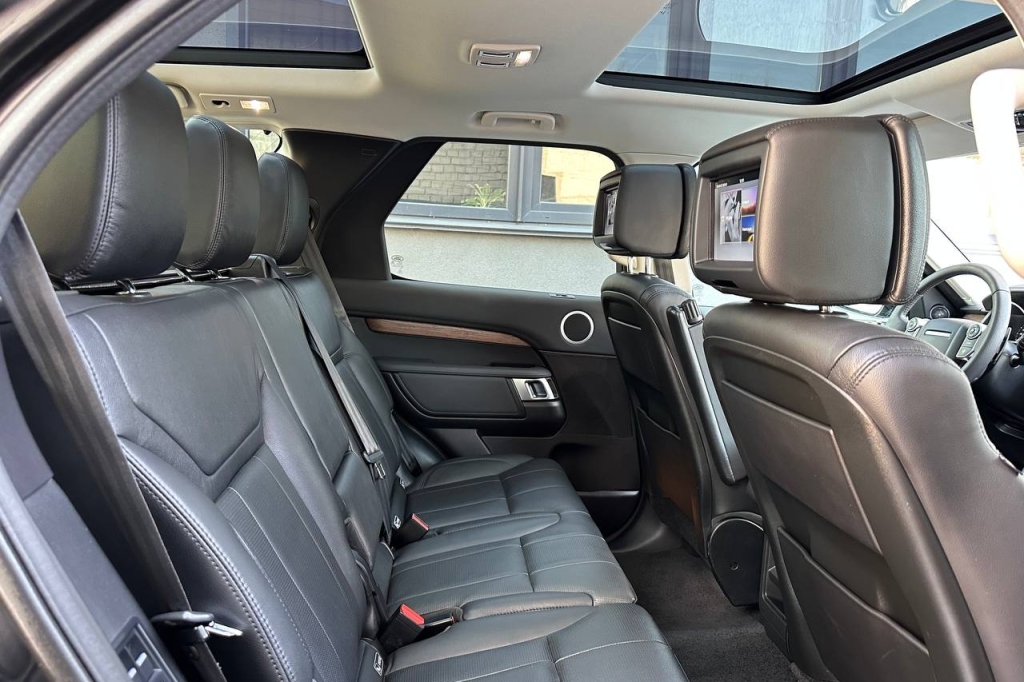 Land Rover Discovery HSE 2017 photo 18