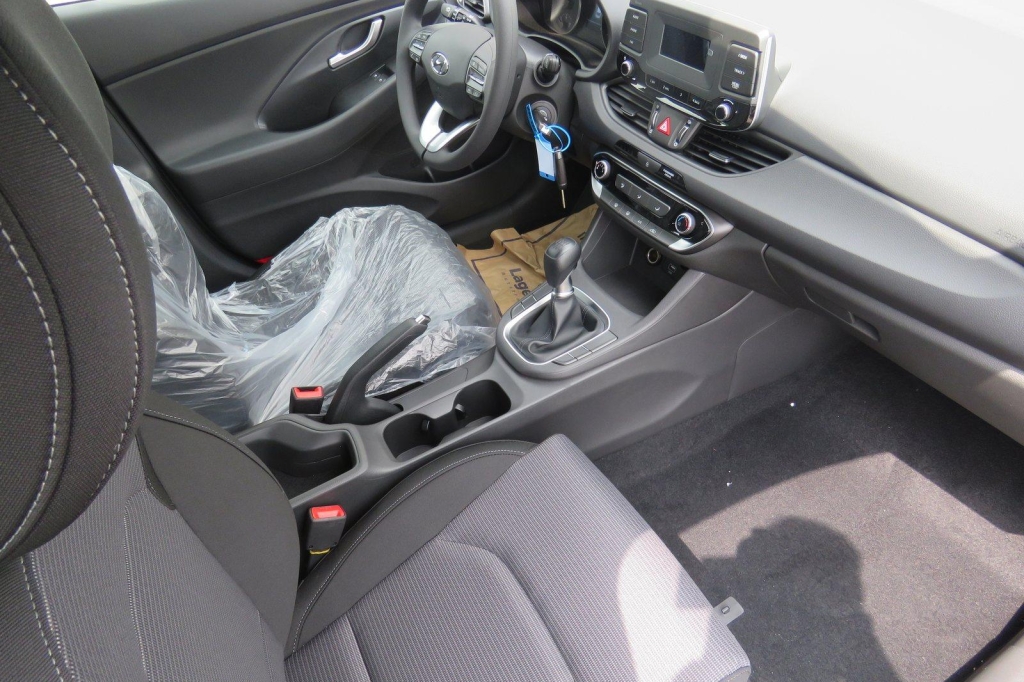 Hyundai i30 Wagon 2021 фото 4