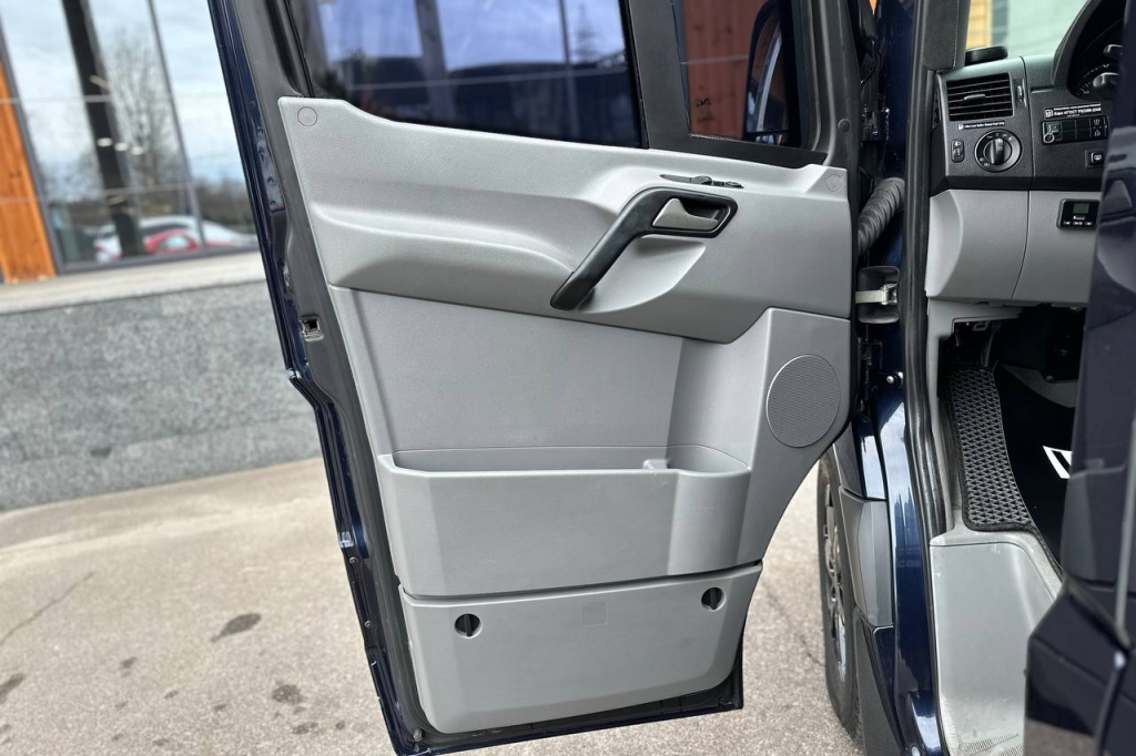 Mercedes-Benz Sprinter 319 CDI Guard B4 2013 photo 7