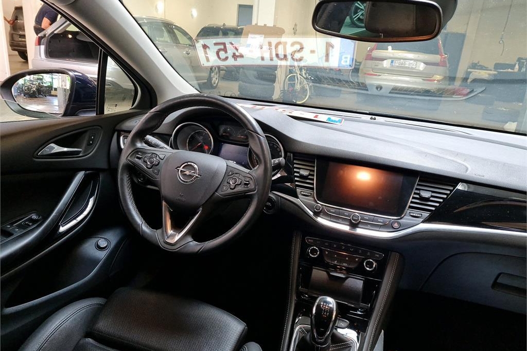 Opel Astra Sports Tourer 2017 photo 4