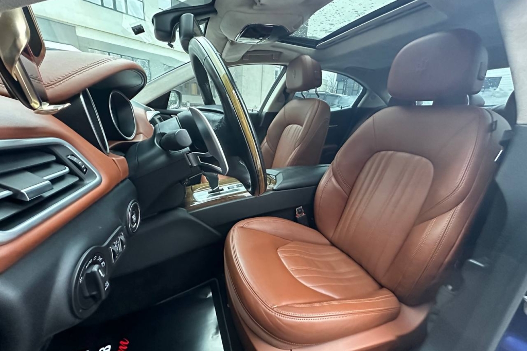 Maserati Ghibli 2015 фото 12