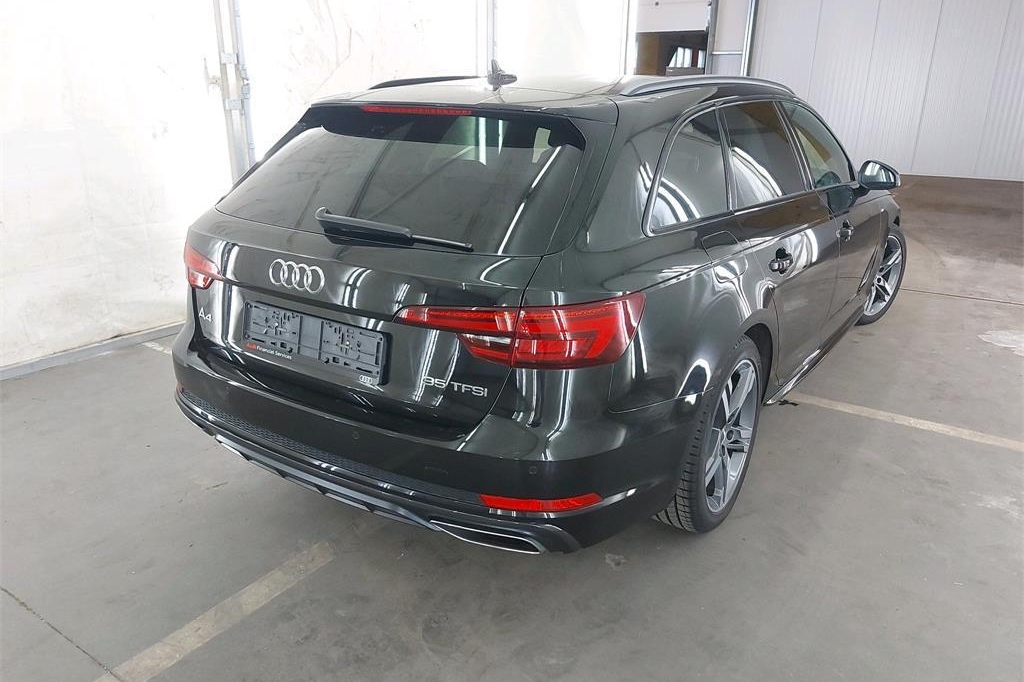 Audi A4 Avant 2019 photo 2