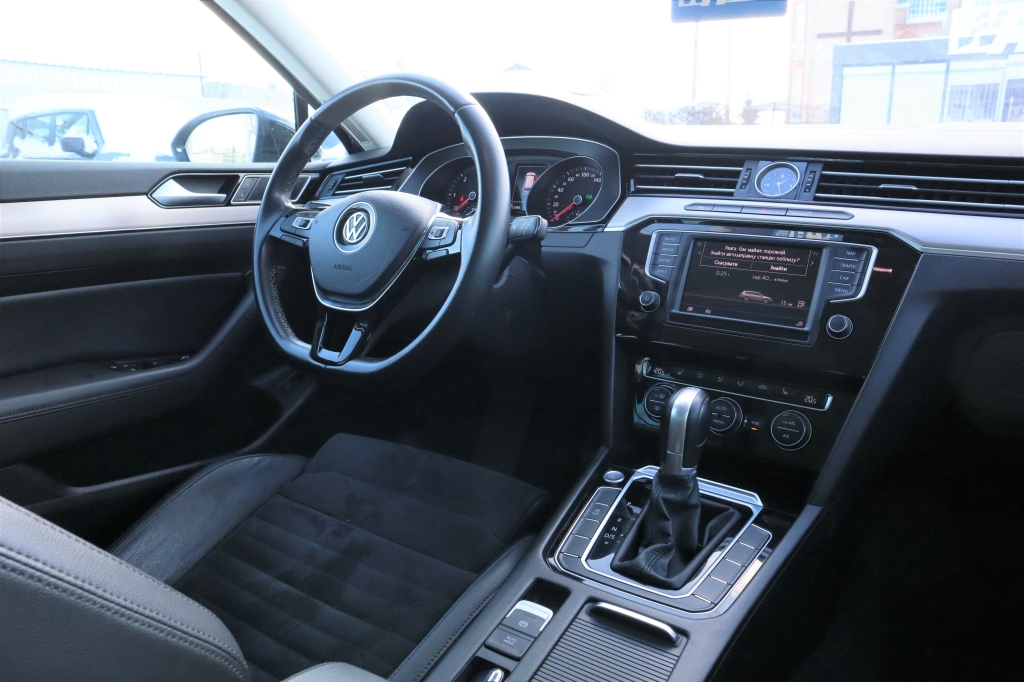 Volkswagen Passat B8 Highline photo 13