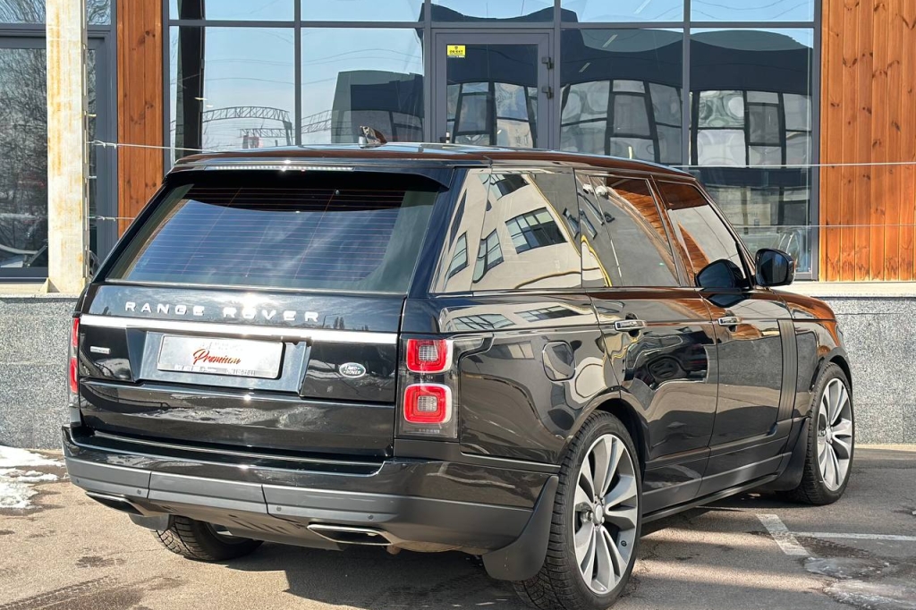 Land Rover Range Rover Autobiography 2018 фото Land Rover Range Rover Autobiography 2018 фото 4