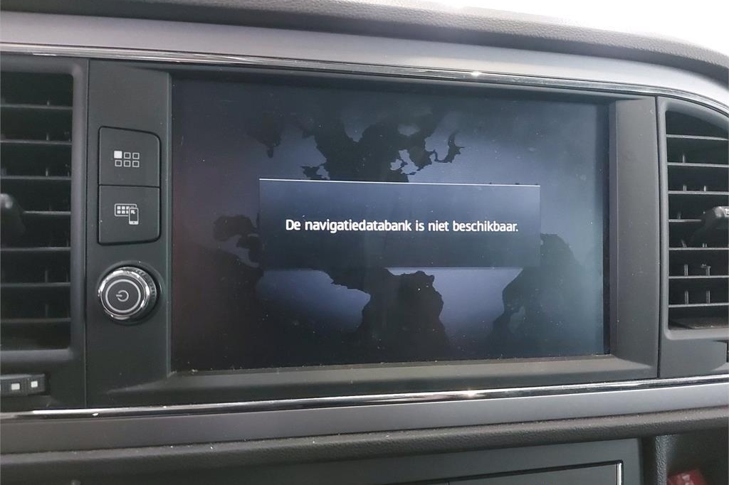 SEAT Leon 2019 фото 1