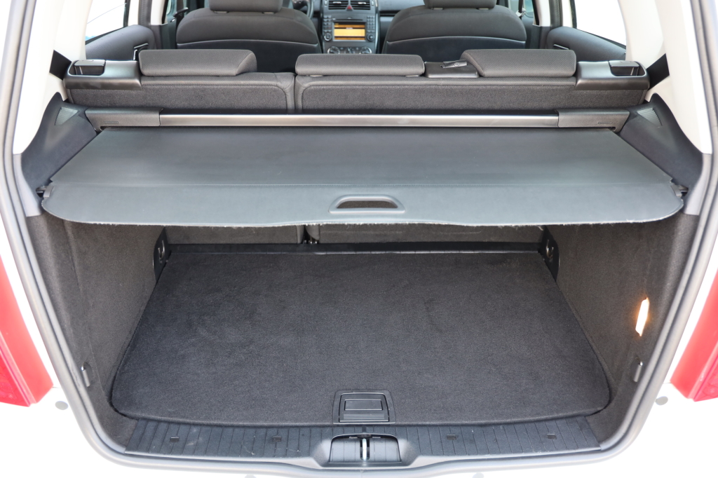 Mercedes-Benz A-Class A180 W169 2011 photo 42