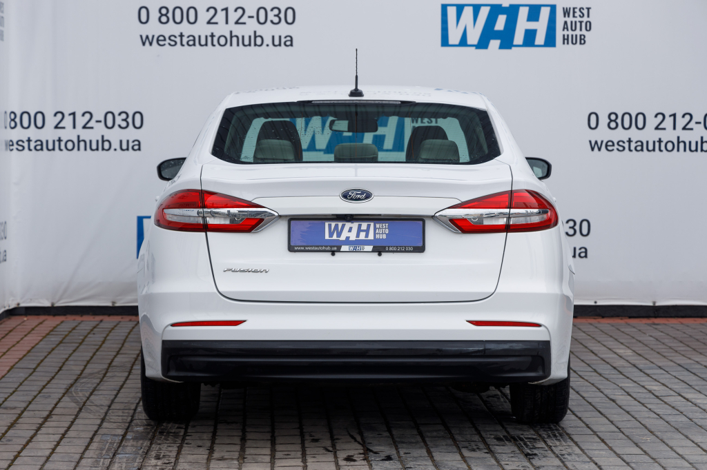 Ford Fusion S 2019 фото 4