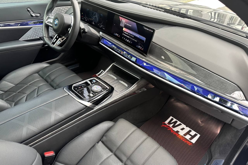 BMW i7 2023 фото 14