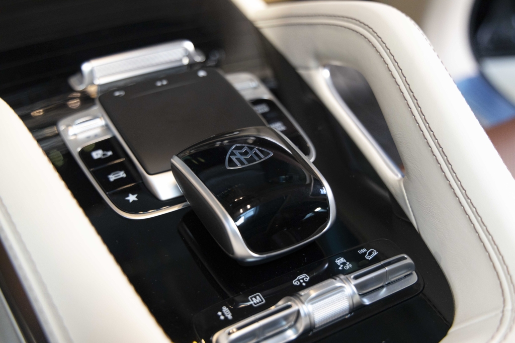 Mercedes-Benz Maybach GLS 600 2022 photo 34