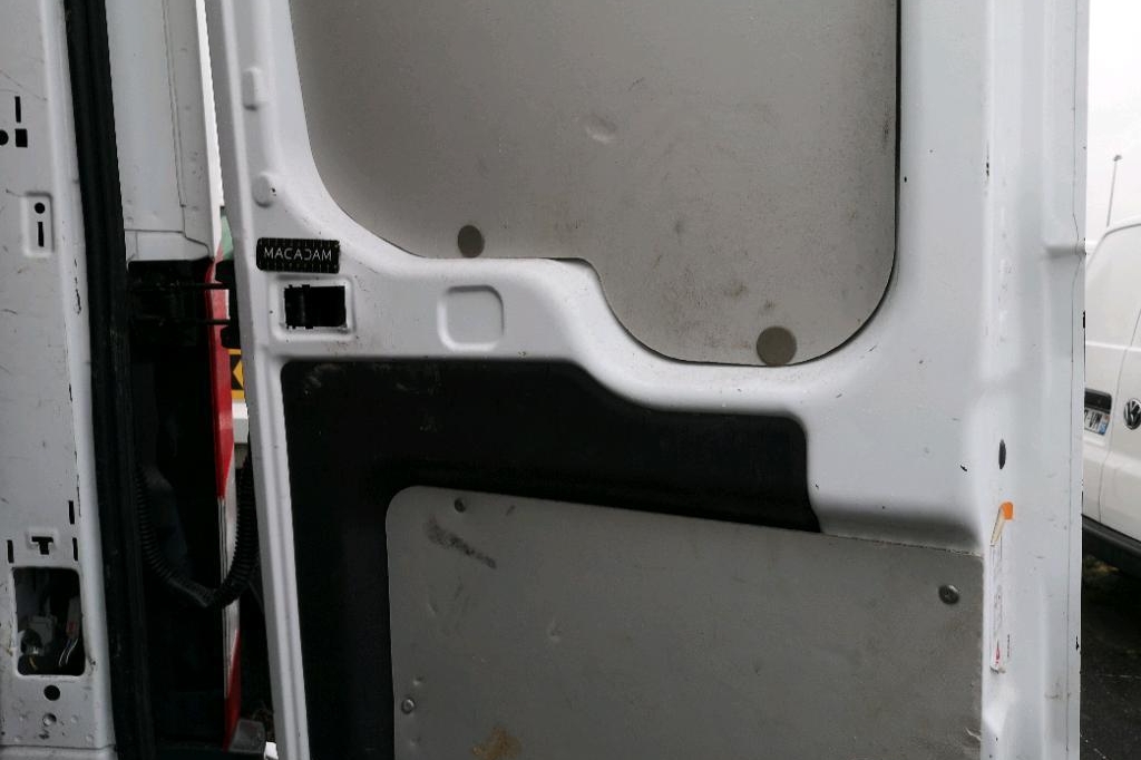 Ford Transit 2018 photo 11