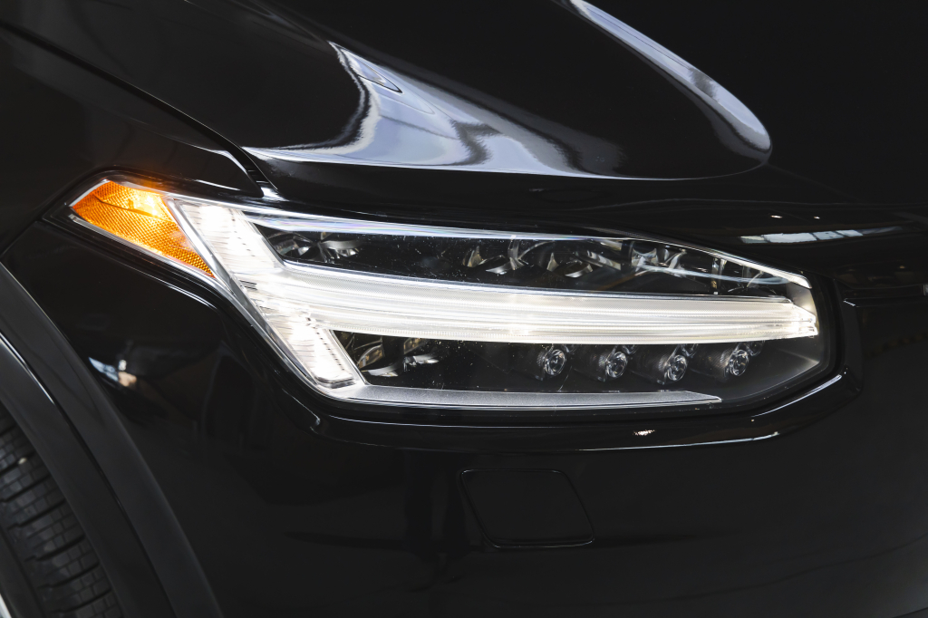 Volvo XC90 2015 фото 5