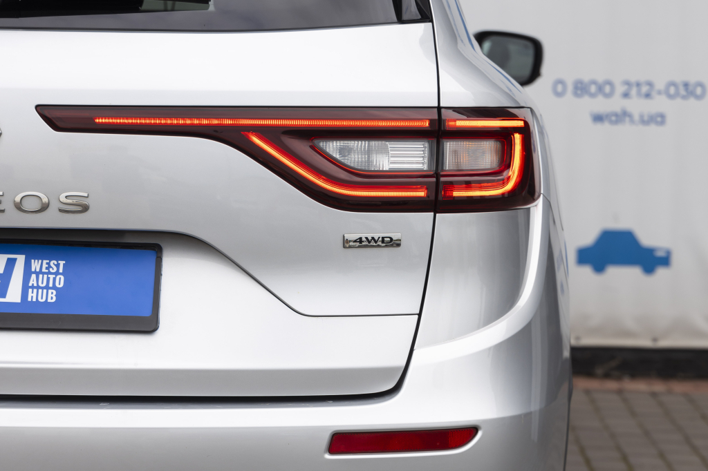 Renault Koleos 2018 фото Renault Koleos 2018 фото 8