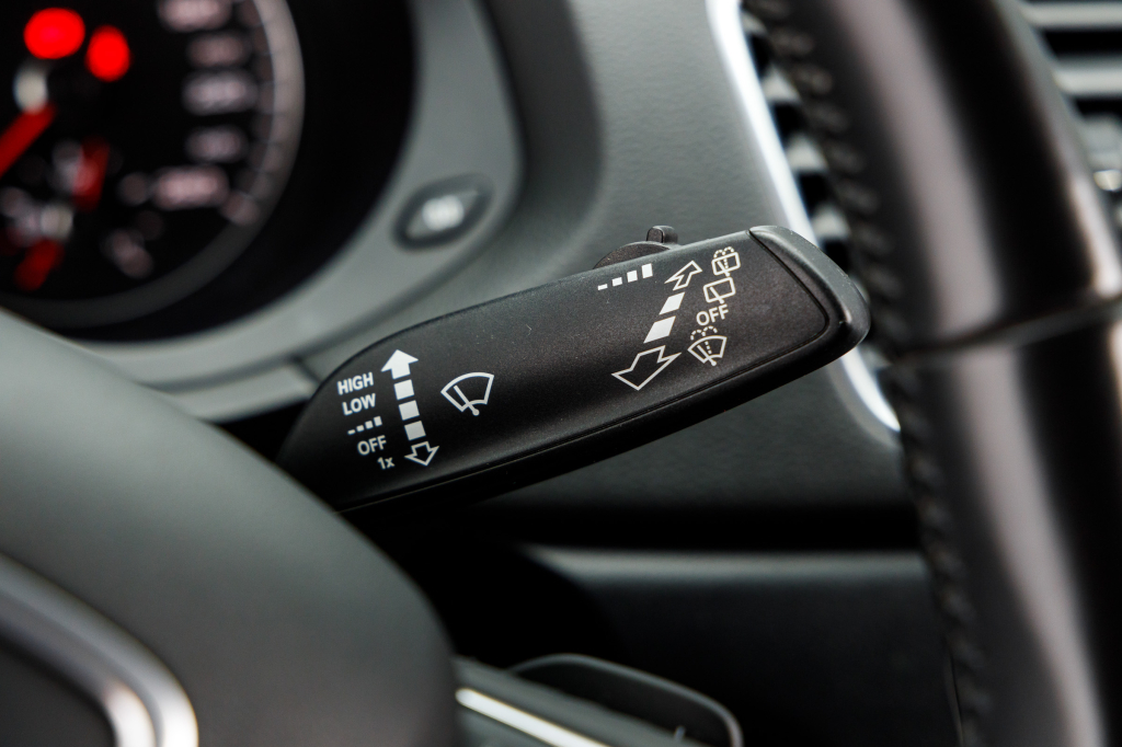 Audi Q3 2012 photo 12