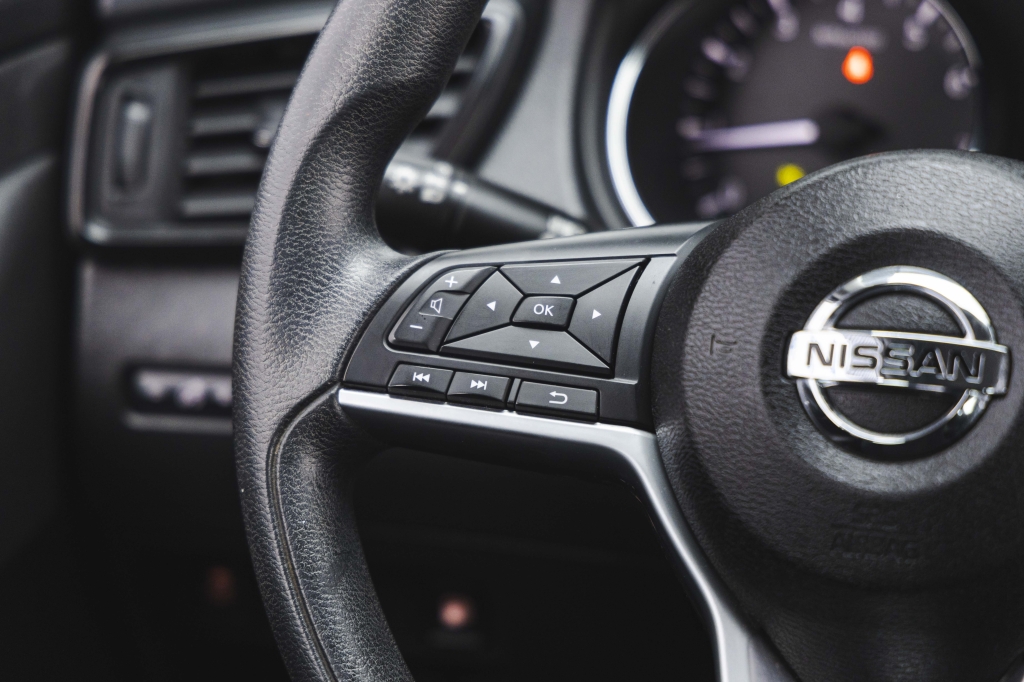 Nissan Rogue S 2018 фото 15