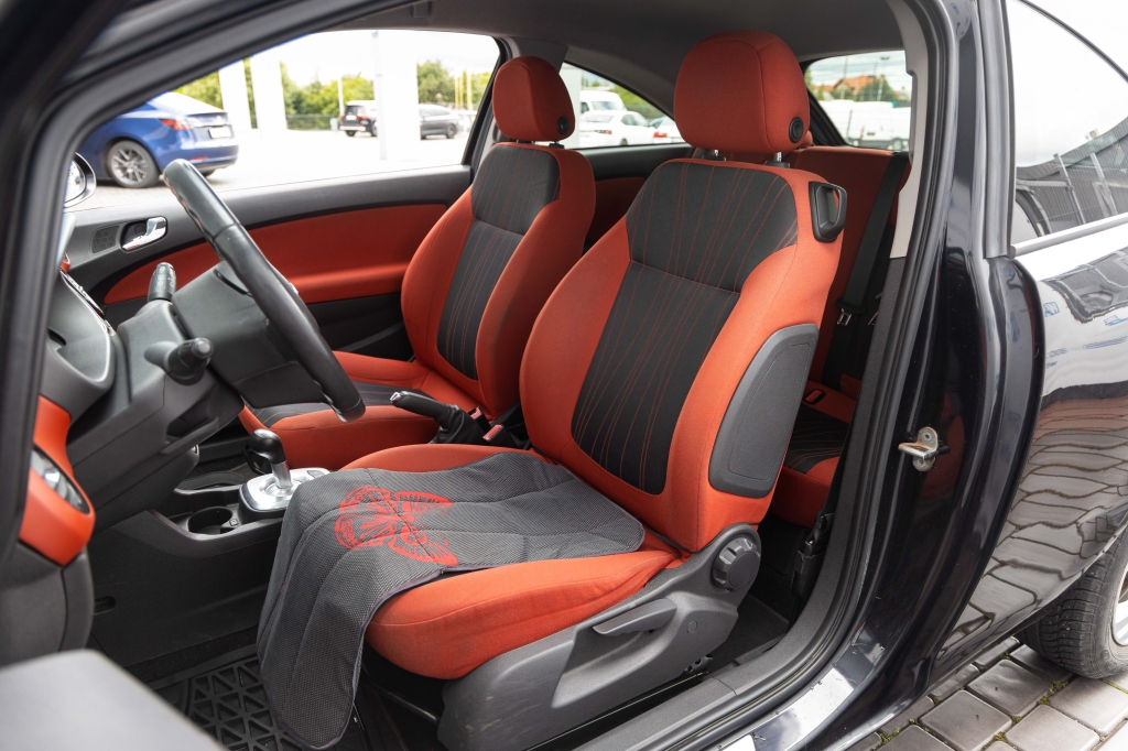 Opel Corsa 2010 фото 11