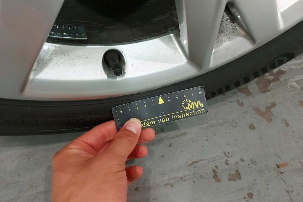 Audi A4 Avant 2017 фото 18