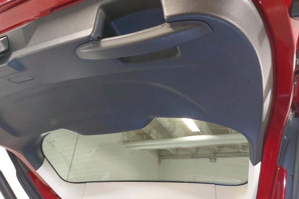 Ford Kuga 2018 фото 15